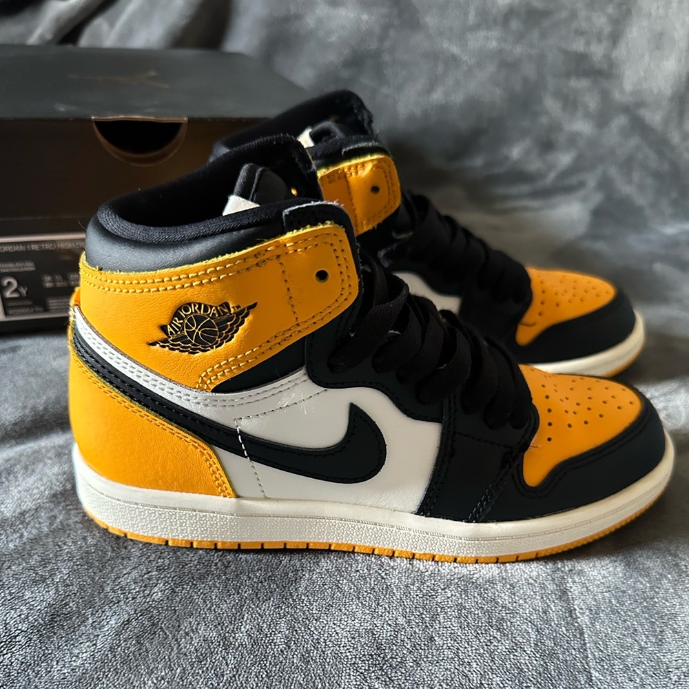 Jordan 1 sneakers
